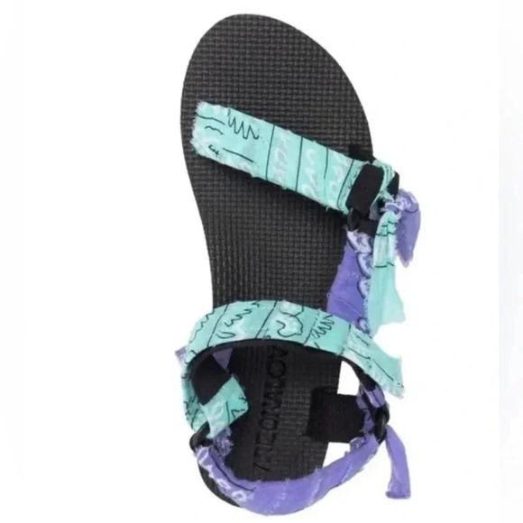 ARIZONA LOVE Trekky Bandana Sandals in Blue and Purple - Picture 5 of 9